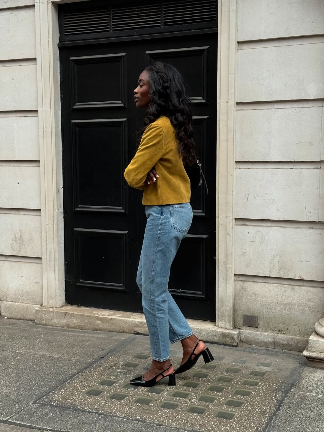 Mustard Jacket With Straight Leg Jeans Mustard Jacket With Straight Leg Jeans — It Girl Outfits