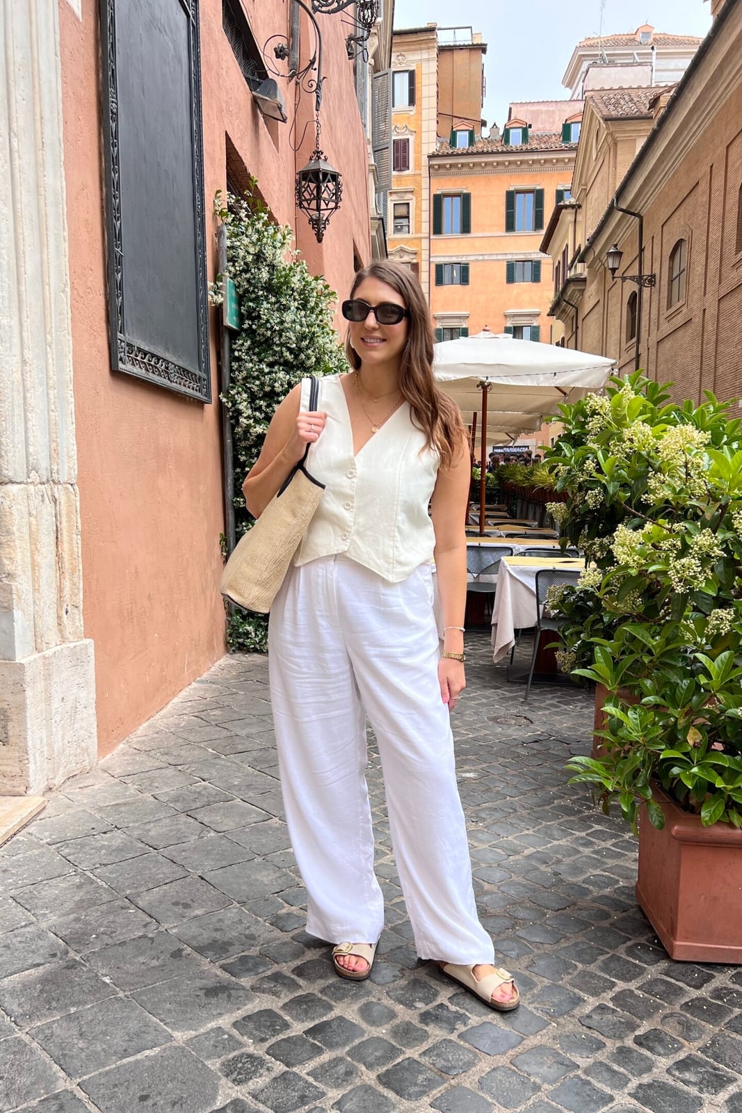White Linen Vest and Pants Set for Summer White Linen Vest and Pants Set for Summer — Italian Outfits