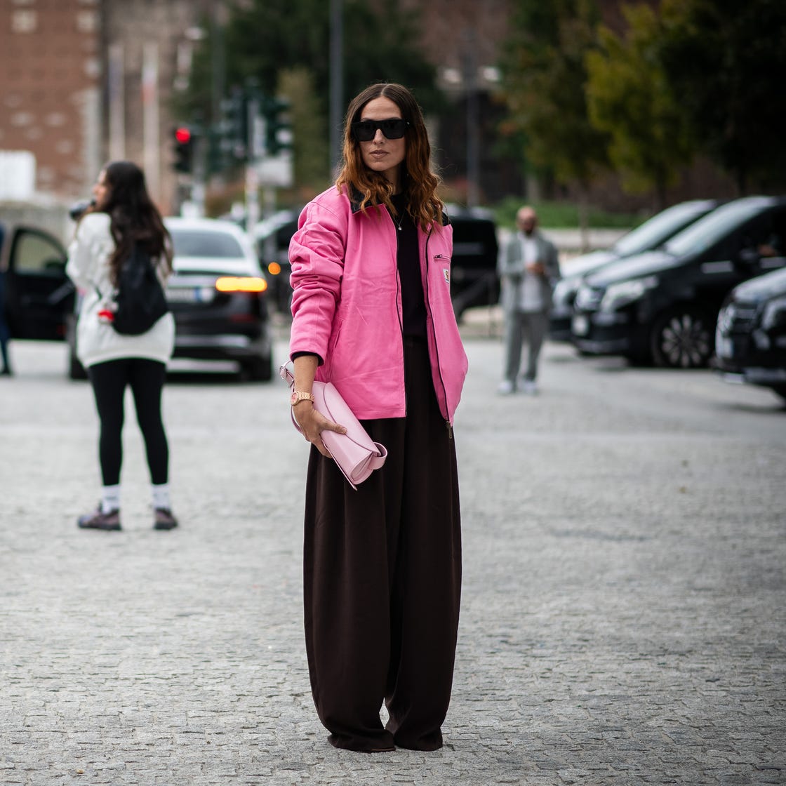 Bright pink jacket with wide-leg pants Bright pink jacket with wide-leg pants — Jacket Outfits