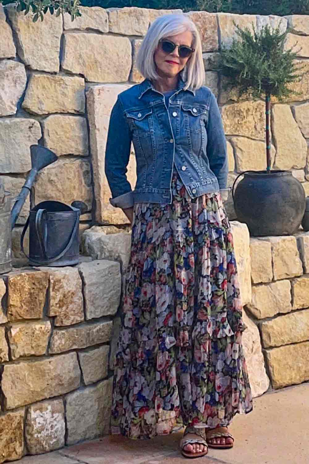 Fitted Denim Jacket Over Floral Maxi Dress Fitted Denim Jacket Over Floral Maxi Dress — Jean Jacket Outfits