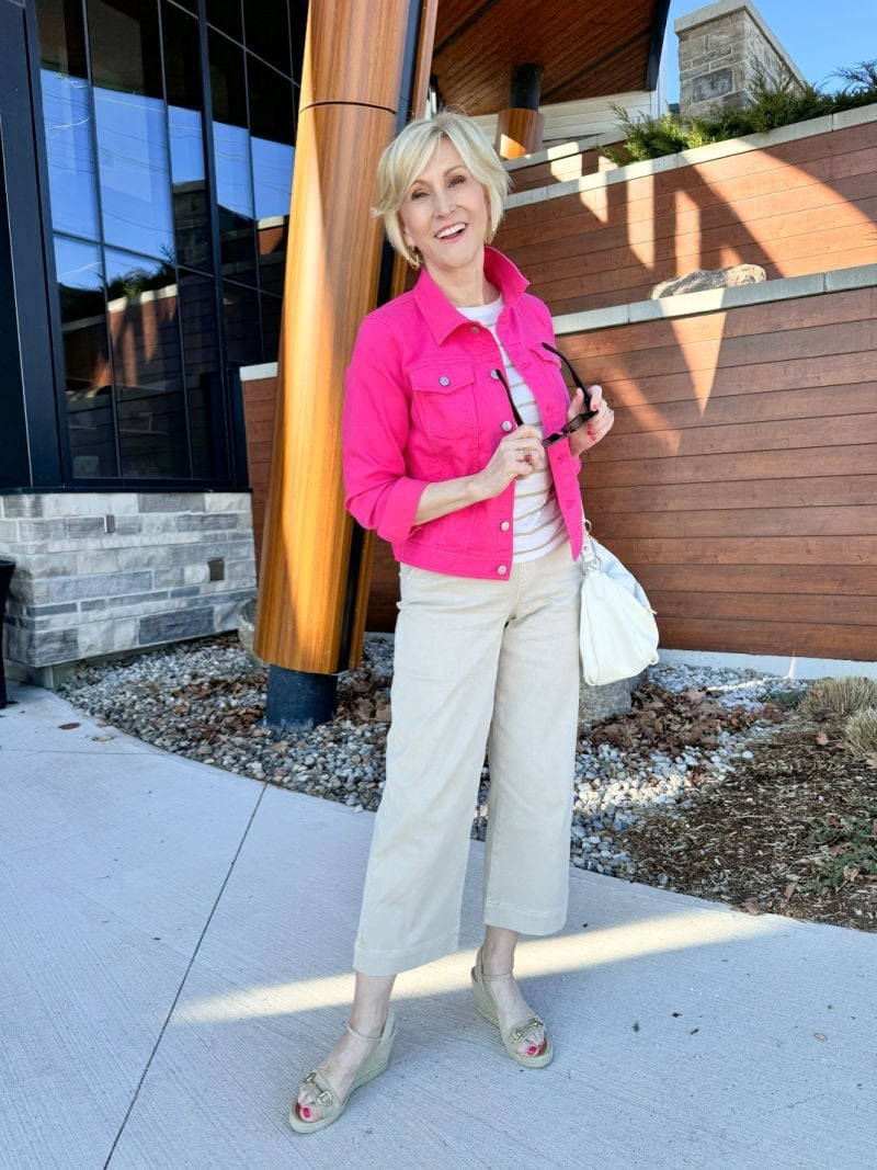 Hot Pink Cropped Denim Jacket With Wide Leg Pants Hot Pink Cropped Denim Jacket With Wide Leg Pants — Jean Jacket Outfits
