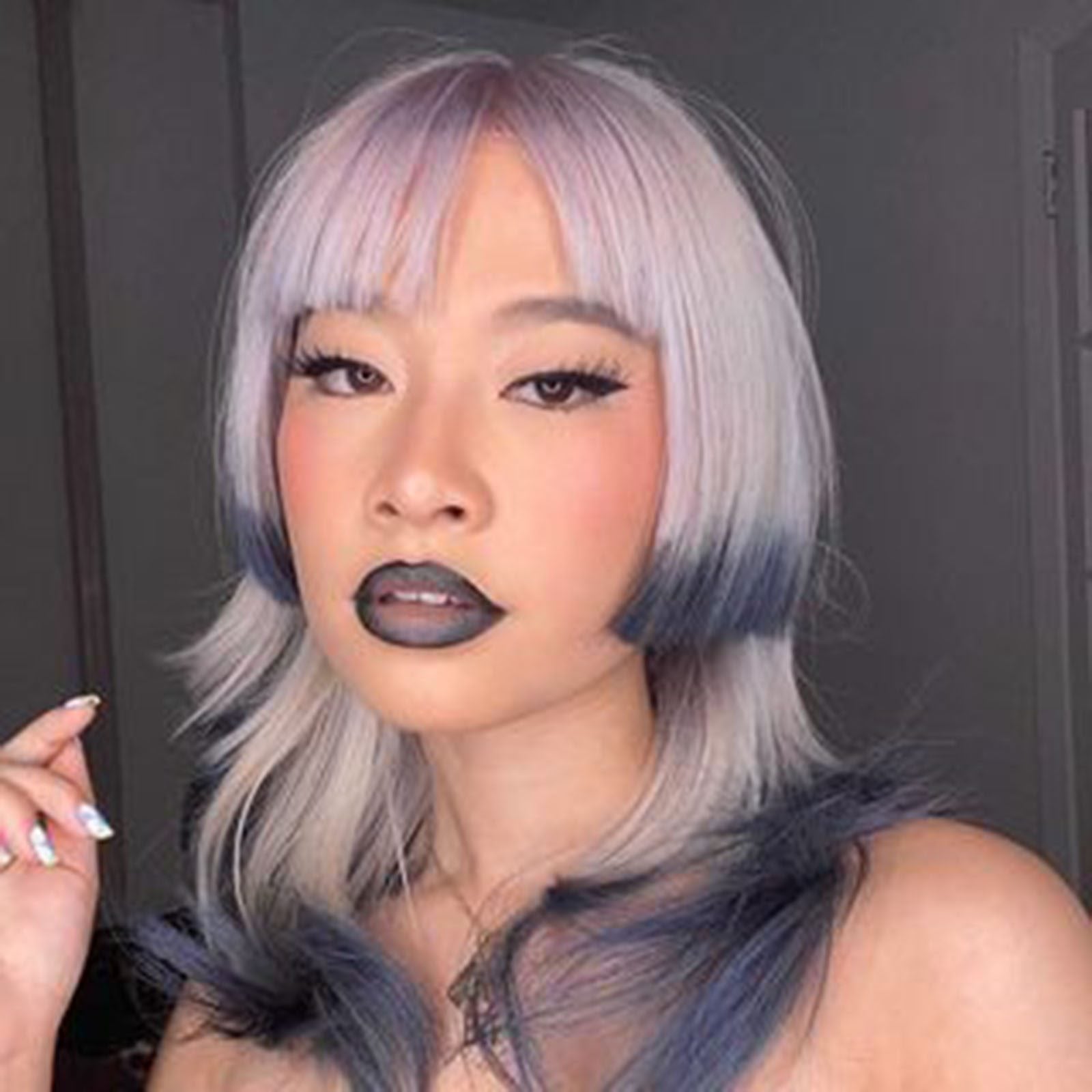 Shoulder Blonde Dark Blue Two-Tone Jellyfish Shoulder Blonde Dark Blue Two-Tone Jellyfish — Jellyfish Haircut