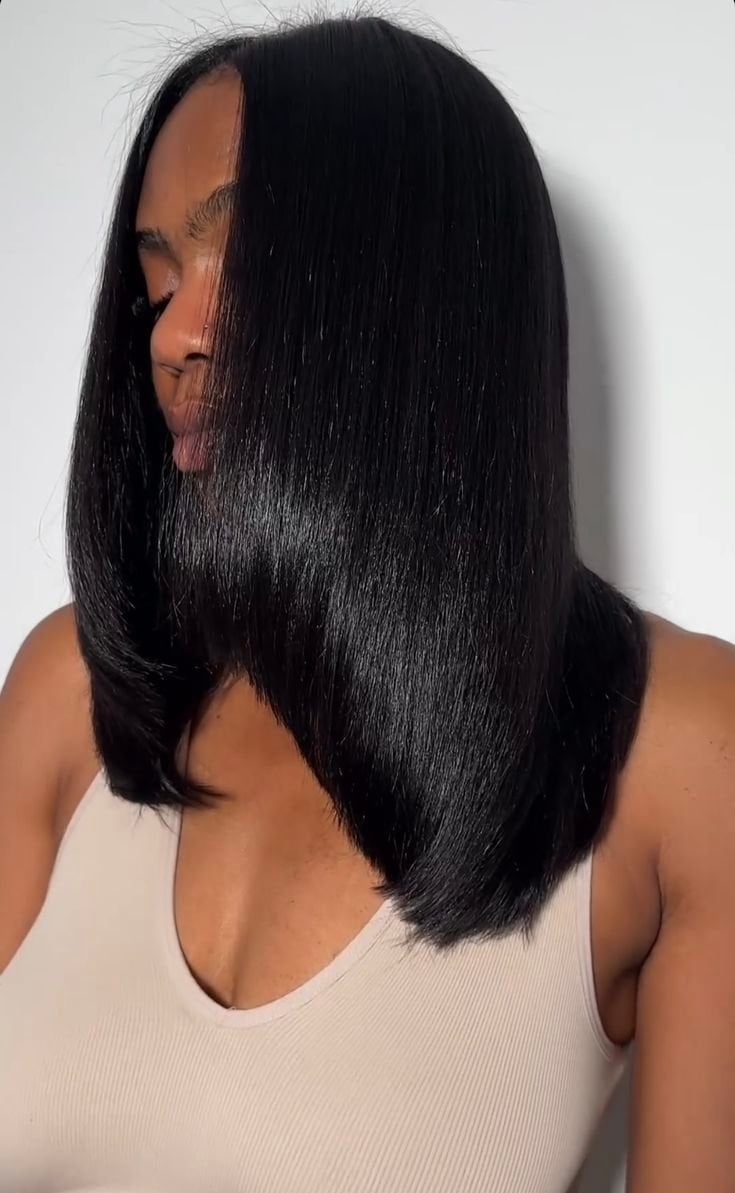Mid-Back High Ponytail With Glossy Finish Mid-Back High Ponytail With Glossy Finish — Jet Black Hair