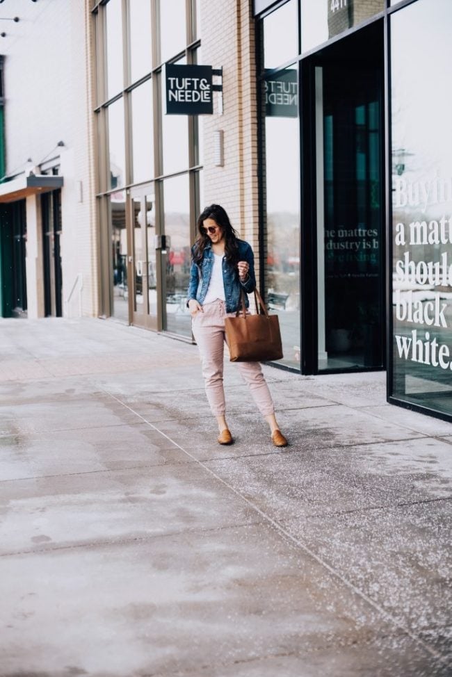 Pink joggers with denim jacket and loafers Pink joggers with denim jacket and loafers — Joggers Outfits