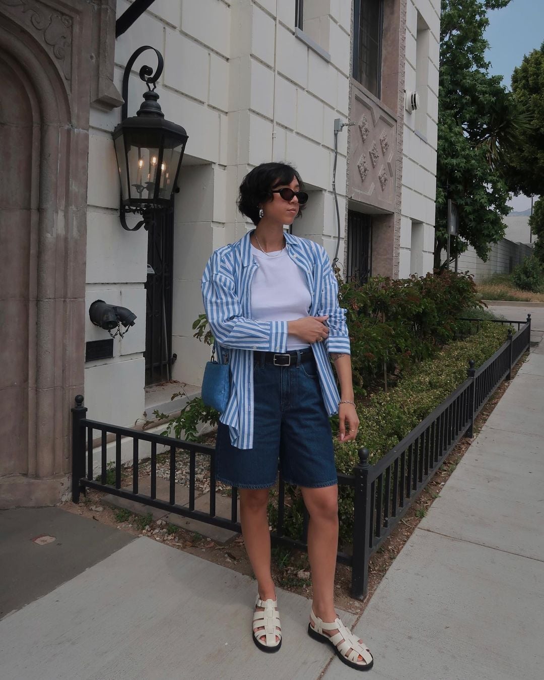 Dark Blue Jorts with Striped Blazer and Flat Sandals Dark Blue Jorts with Striped Blazer and Flat Sandals — Jorts Outfits