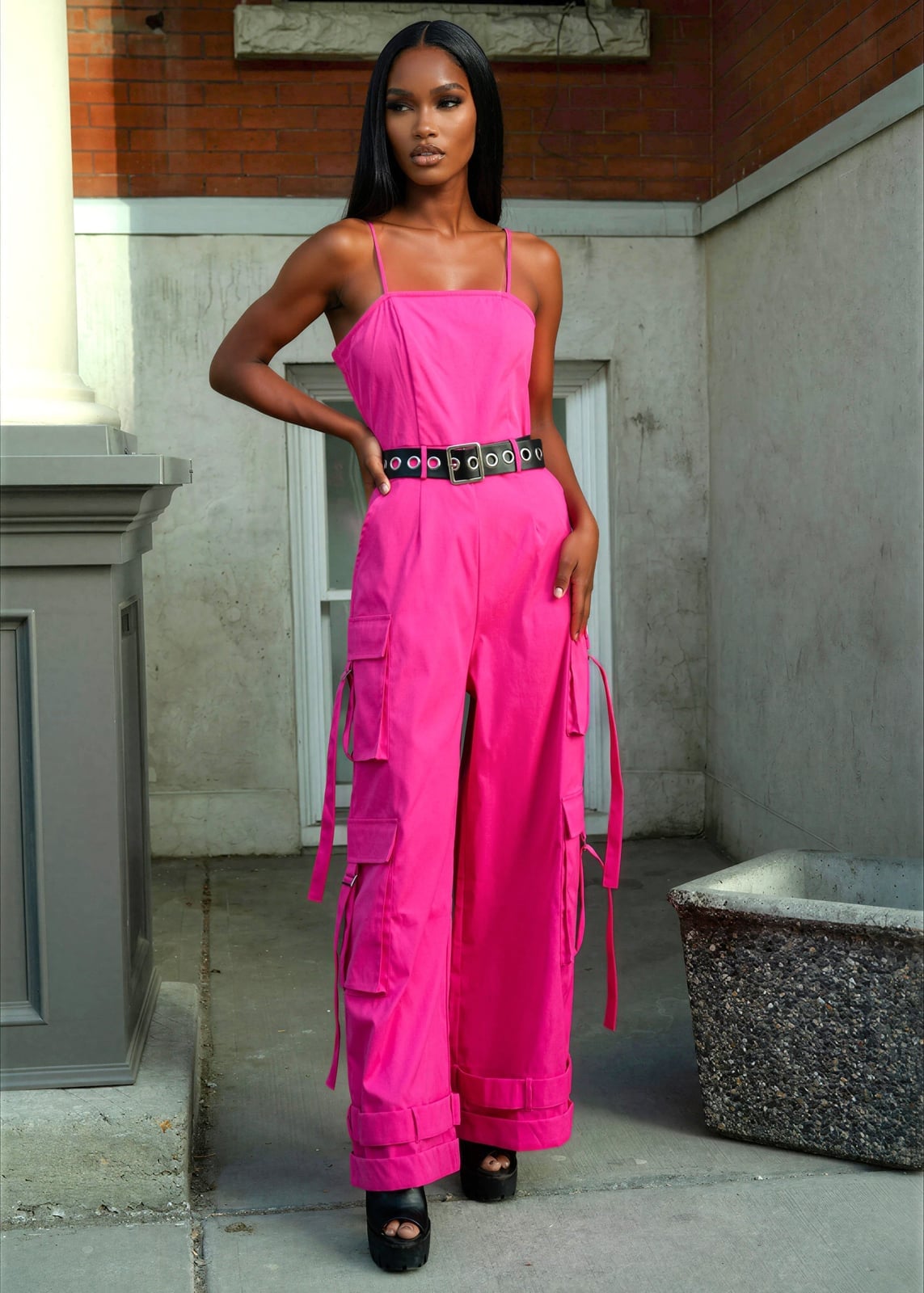 Hot pink utility jumpsuit with platform heels Hot pink utility jumpsuit with platform heels — Jumpsuit Outfits