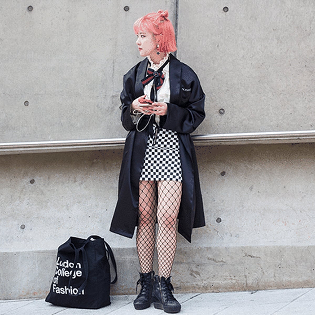 Long black coat over checkerboard skirt Long black coat over checkerboard skirt — K-pop Outfits