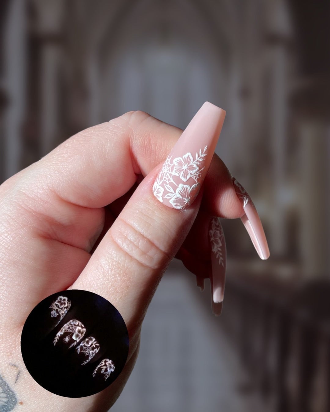 Long Coffin White Lace Floral Nails Long Coffin White Lace Floral Nails — Lace Nails