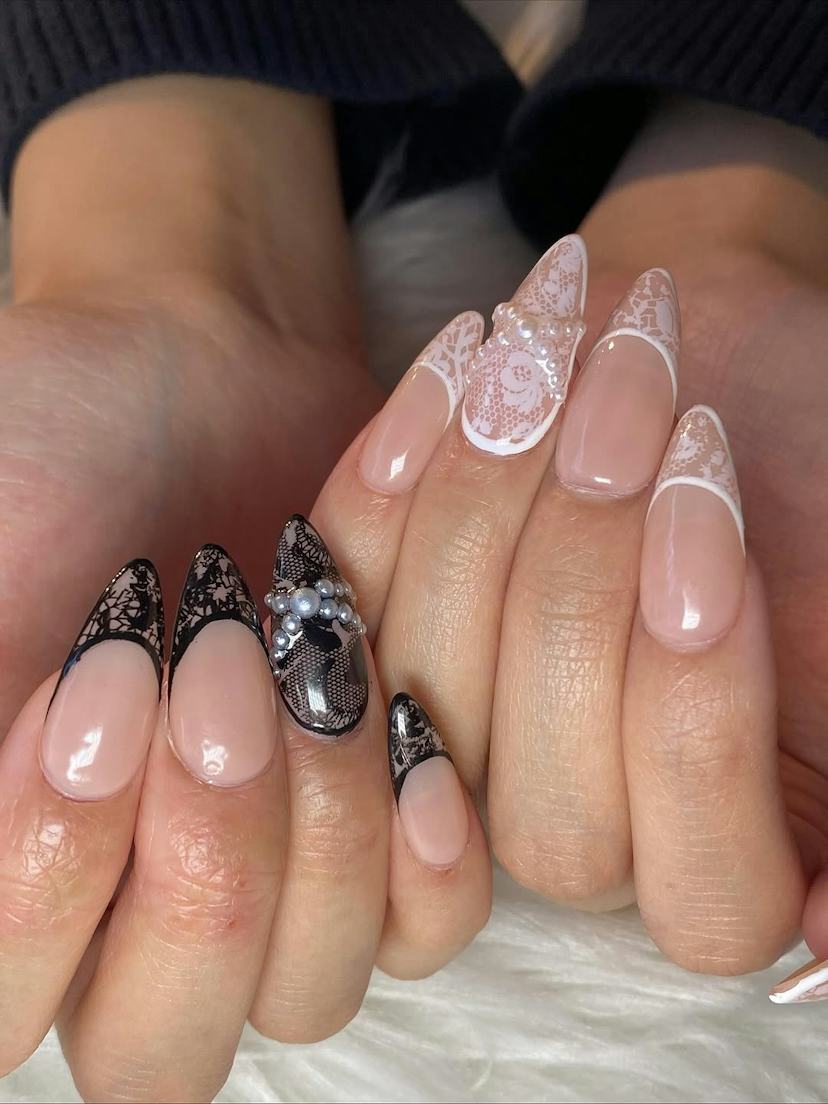 Medium Almond Lace French Tips, Glossy Medium Almond Lace French Tips, Glossy — Lace Nails