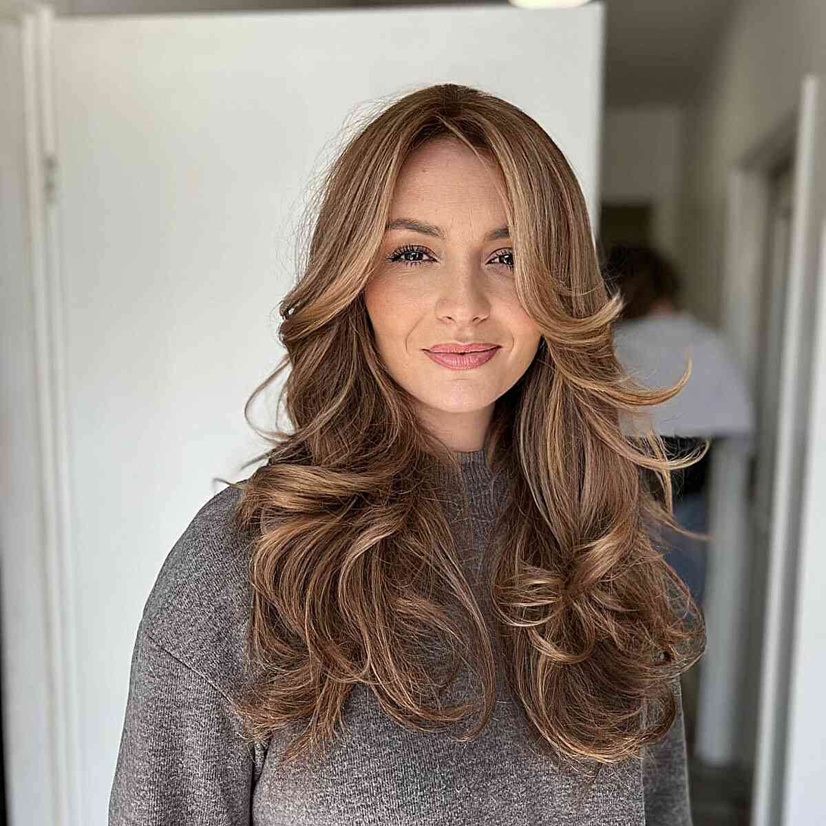 Mid-Back Honey Blonde Layers With Volume Mid-Back Honey Blonde Layers With Volume — Layers Hair