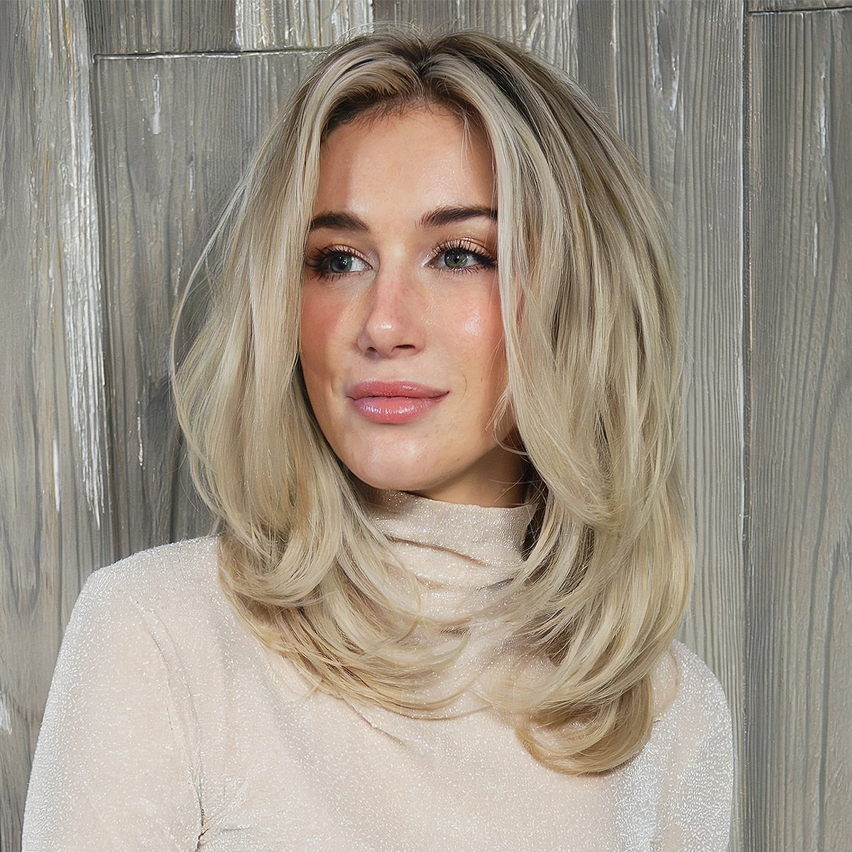 Collarbone Blonde Layers With Soft Waves Collarbone Blonde Layers With Soft Waves — Layers Hair