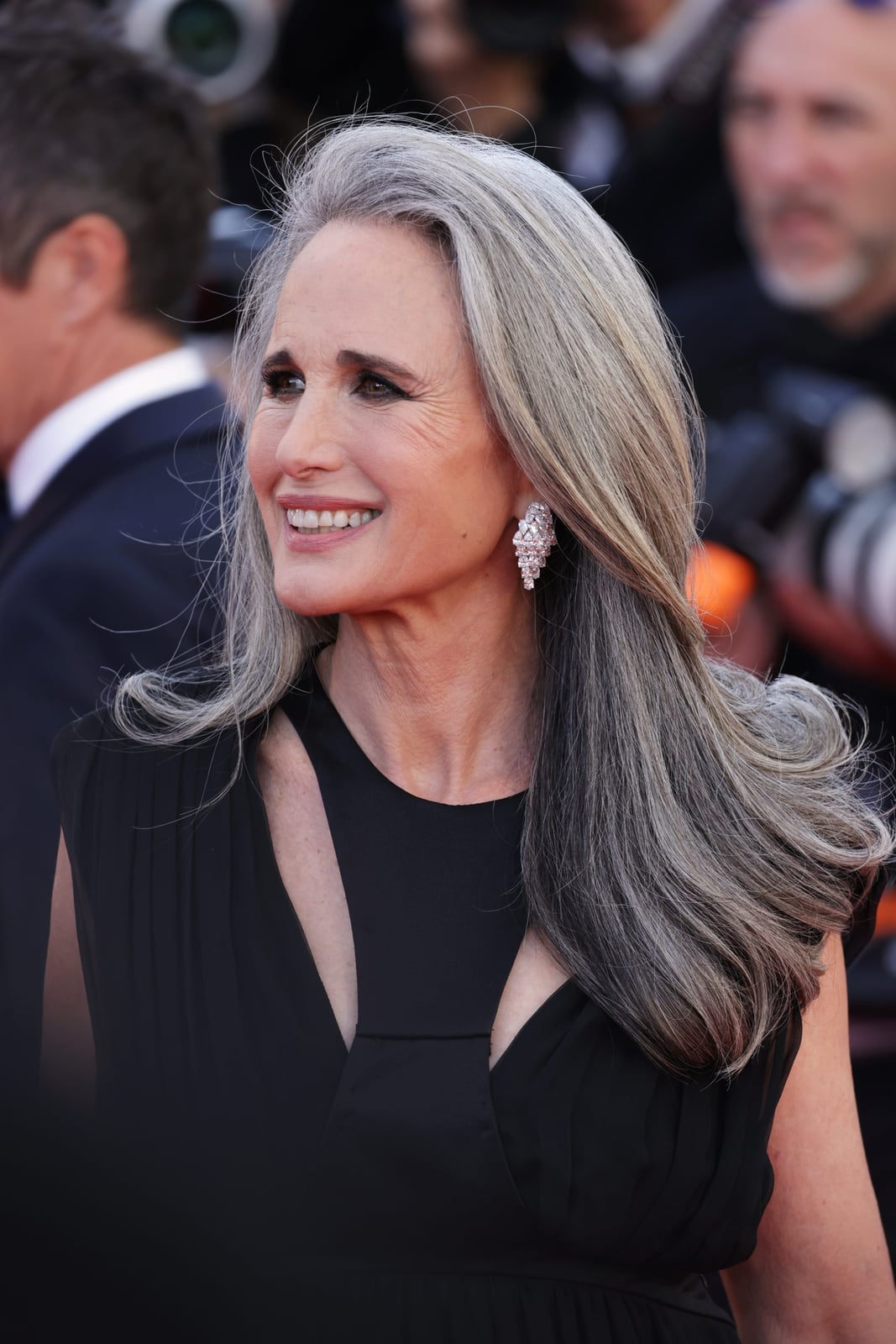 Mid-Back Gray Layers With Soft Waves Mid-Back Gray Layers With Soft Waves — Layers Hairstyles