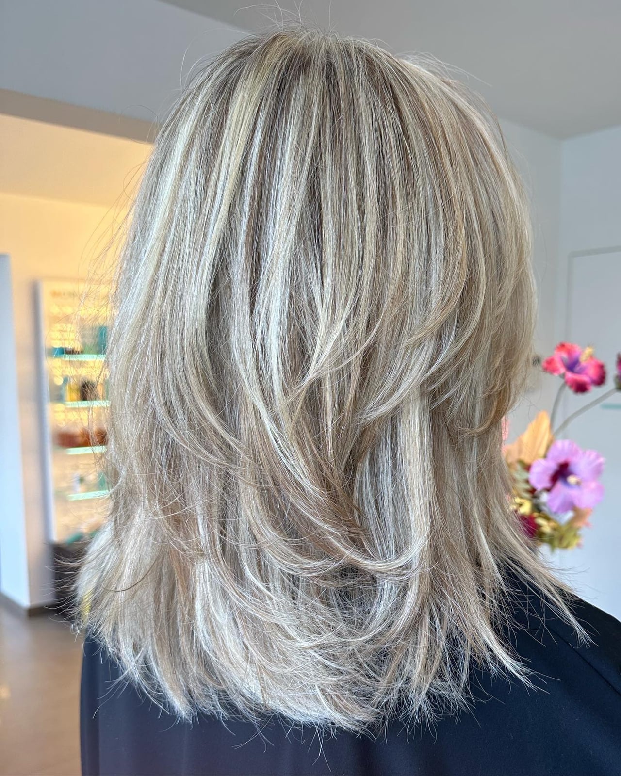 Collarbone Ash Blonde Layers With Blowout Collarbone Ash Blonde Layers With Blowout — Layers Hairstyles