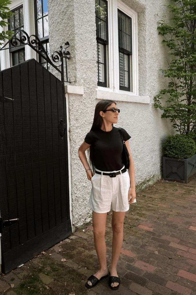 Black t-shirt with white linen shorts Black t-shirt with white linen shorts — Lazy Outfits