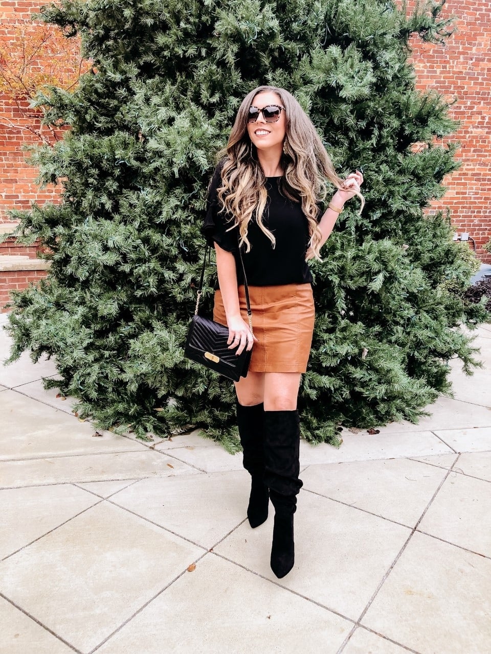 Tan leather mini skirt with over-the-knee boots Tan leather mini skirt with over-the-knee boots — Leather Skirt Outfits