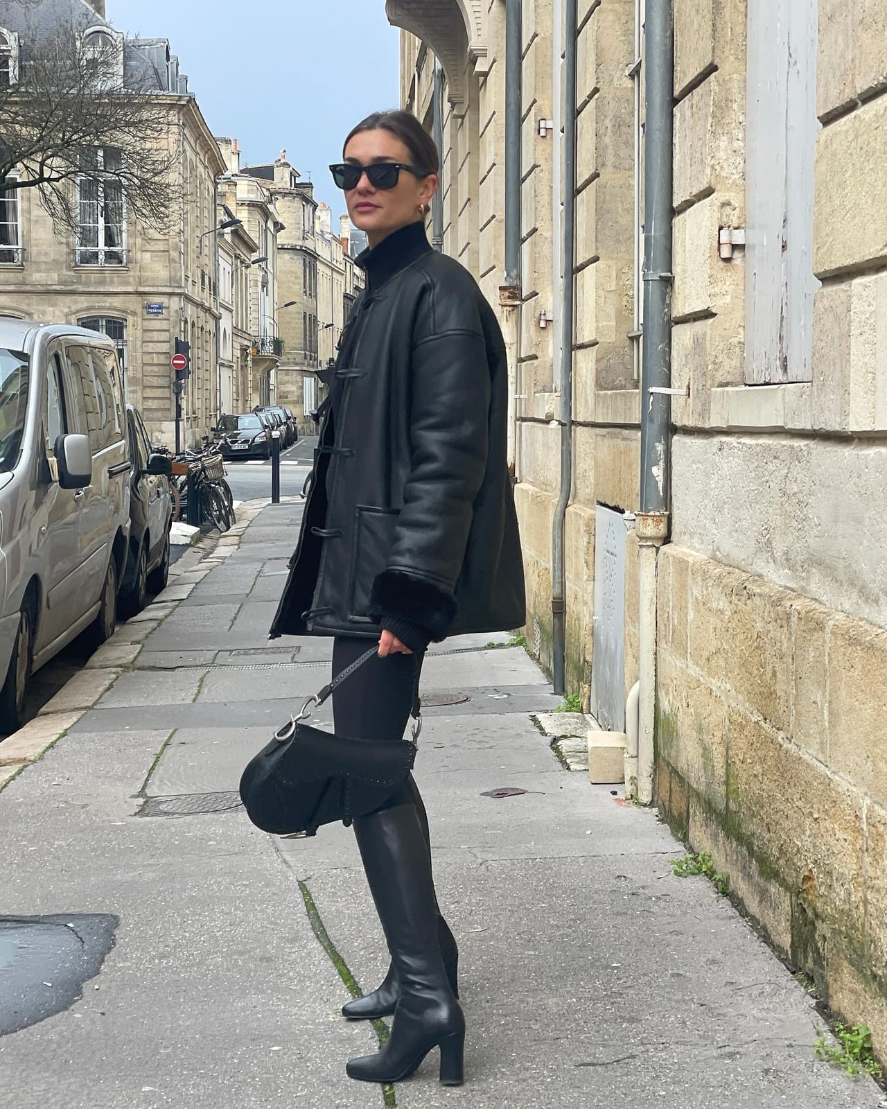 Shearling Jacket With Turtleneck And Leggings Shearling Jacket With Turtleneck And Leggings — Leggings Outfits Casual