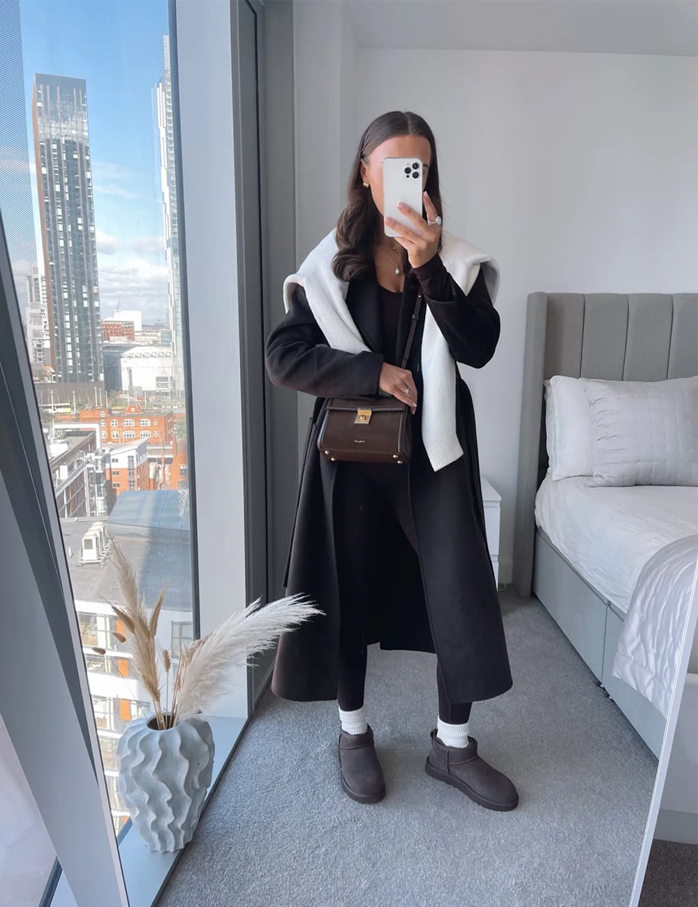 Long Coat Over Jumpsuit And Leggings Long Coat Over Jumpsuit And Leggings — Leggings Outfits Casual