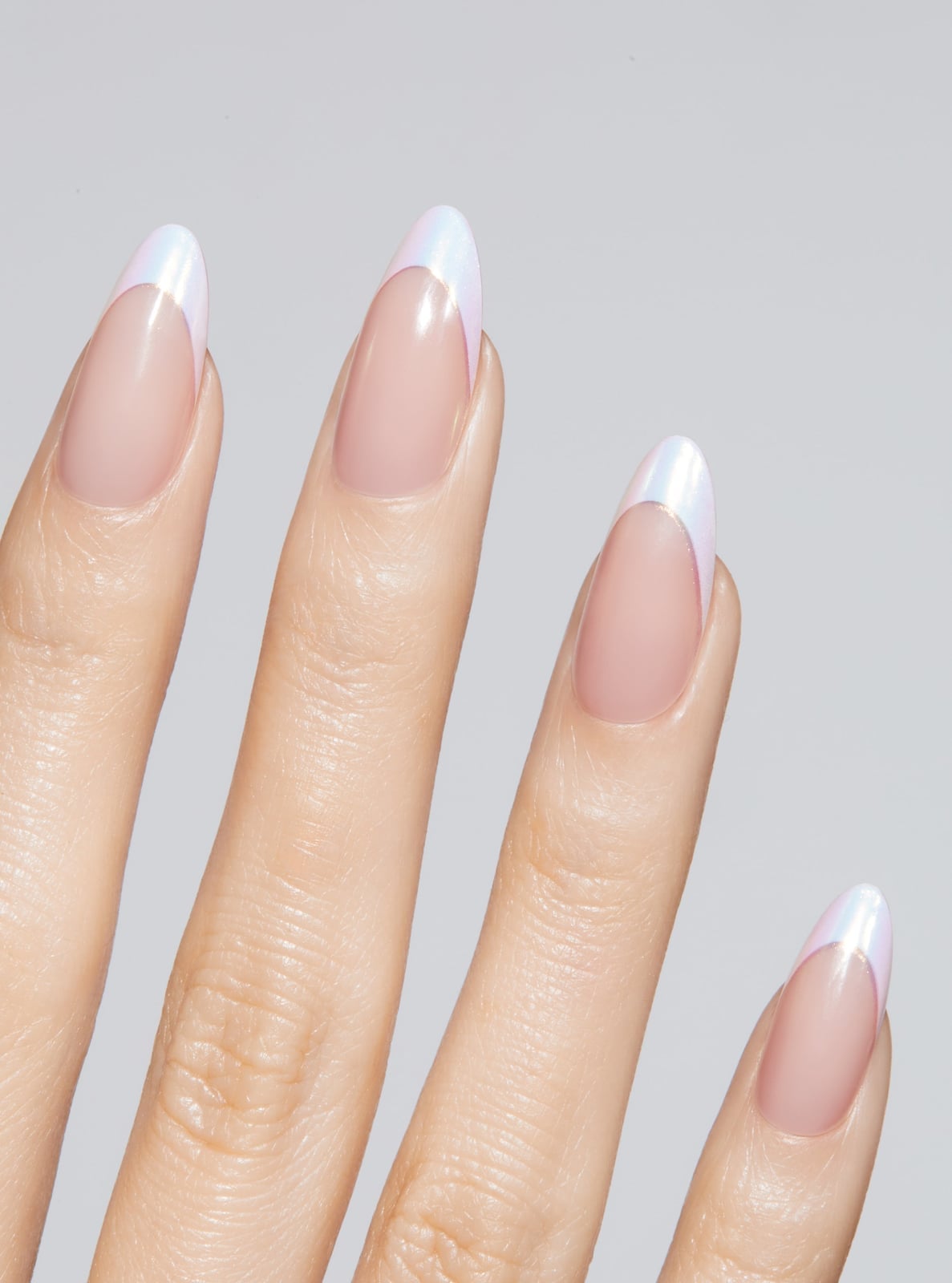 Opalescent French Medium Almond Nails Opalescent French Medium Almond Nails — Light Nails