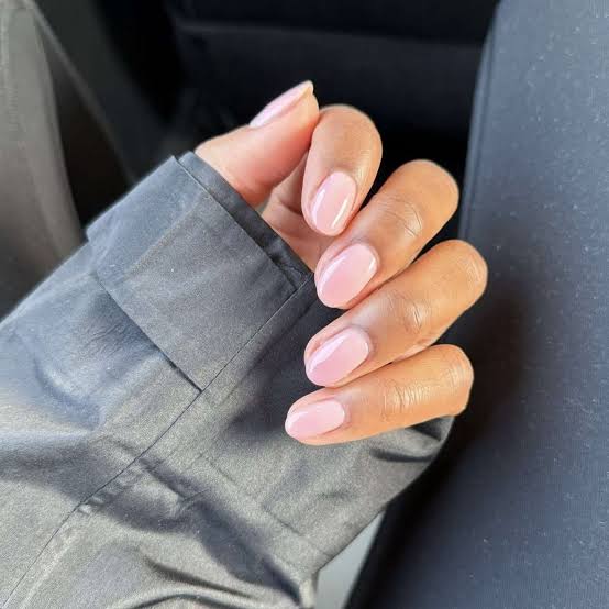 Solid Opaque Light Pink Oval Nails Solid Opaque Light Pink Oval Nails — Light Nails