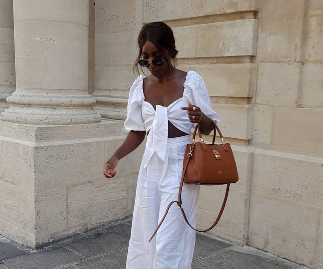 White linen pants with a matching tie-front crop top White linen pants with a matching tie-front crop top — Linen Pants Outfits