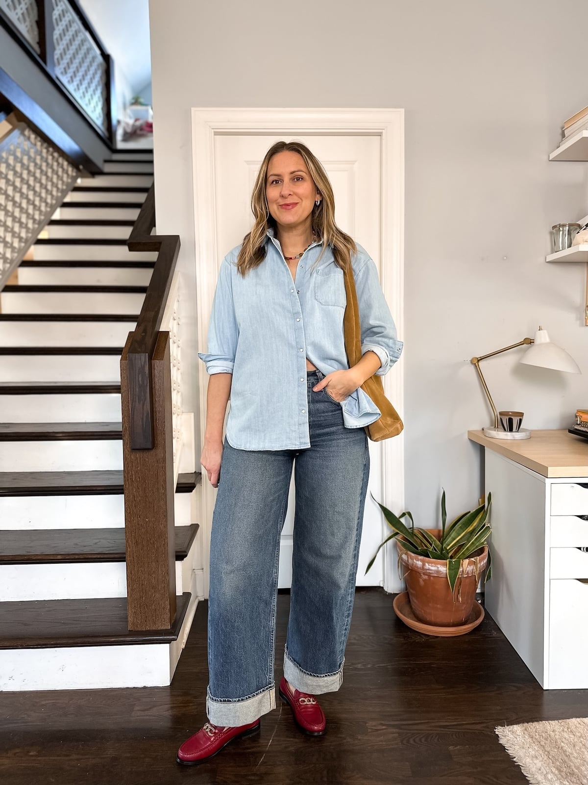 Chambray Shirt Wide Leg Jeans With Red Loafers Chambray Shirt Wide Leg Jeans With Red Loafers — Loafer Outfits