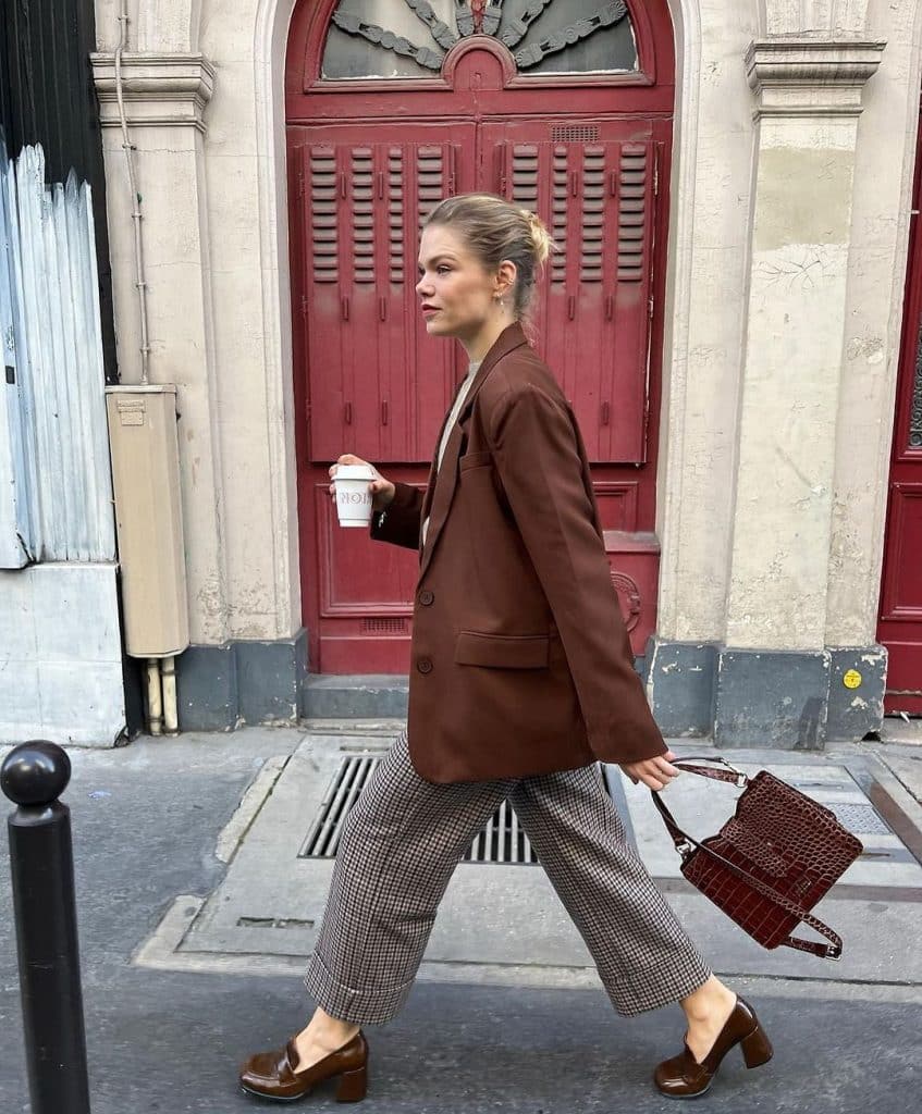 Plaid Trousers Oversized Blazer With Block Heel, Office-Safe Version Plaid Trousers Oversized Blazer With Block Heel, Office-Safe Version — Loafer Outfits