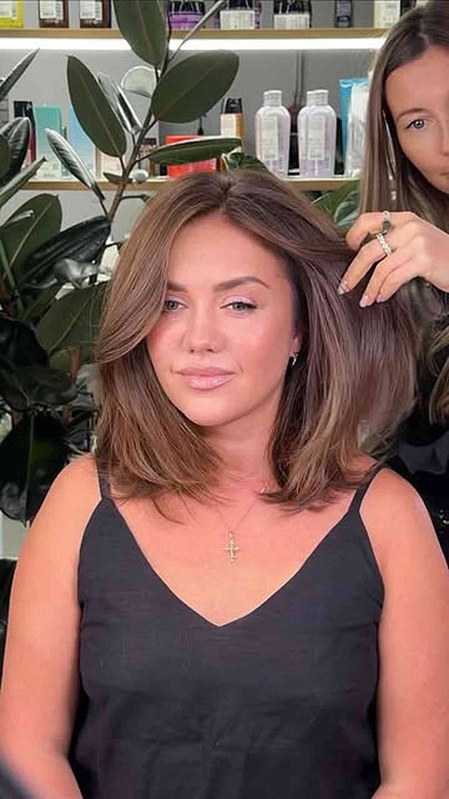 Medium Brown Lob With Blonde Balayage And Layers Medium Brown Lob With Blonde Balayage And Layers — Lob Haircut