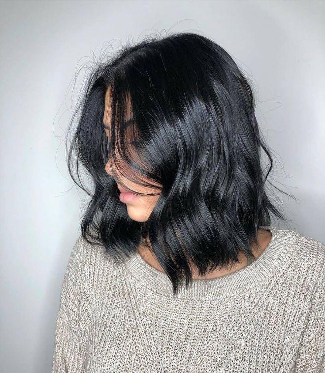 Dark Brown Lob With Tousled Waves And Wispy Bangs Dark Brown Lob With Tousled Waves And Wispy Bangs — Lob Haircut