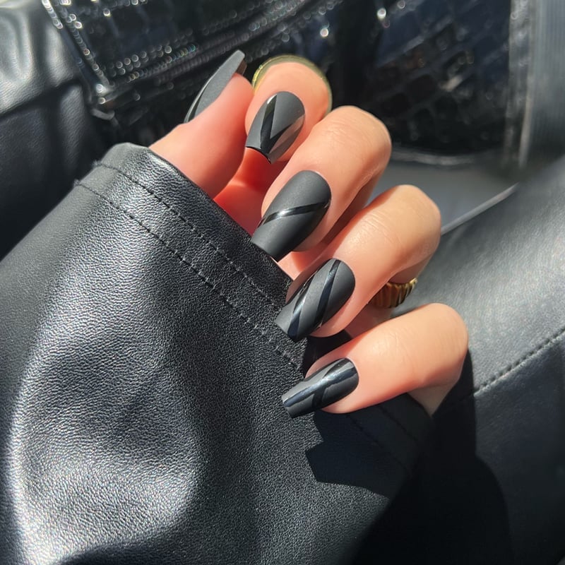 Matte Black Metallic Line Long Square Nails Matte Black Metallic Line Long Square Nails — Long Nails