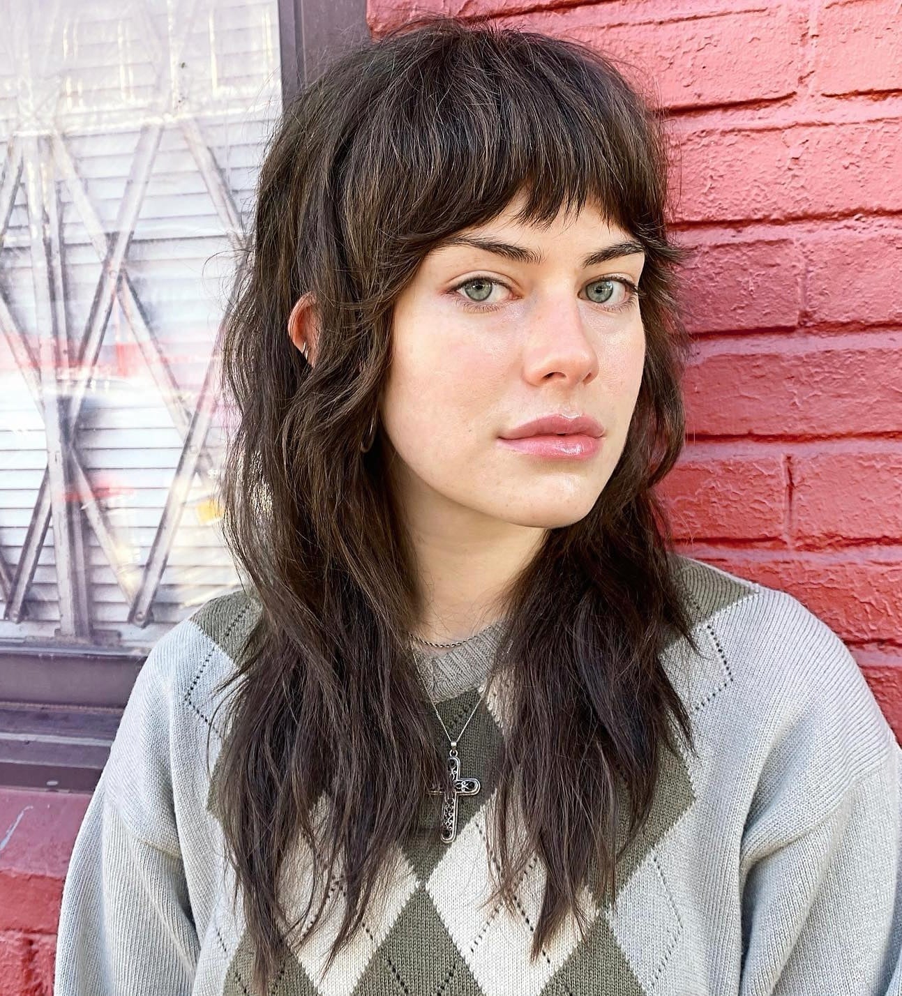 Shoulder To Collarbone Wolf Cut With Choppy Bangs Shoulder To Collarbone Wolf Cut With Choppy Bangs — Long Wolf Cut