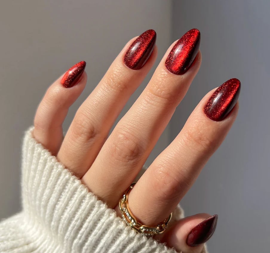 Medium Almond Cat Eye Maroon Nails Medium Almond Cat Eye Maroon Nails
