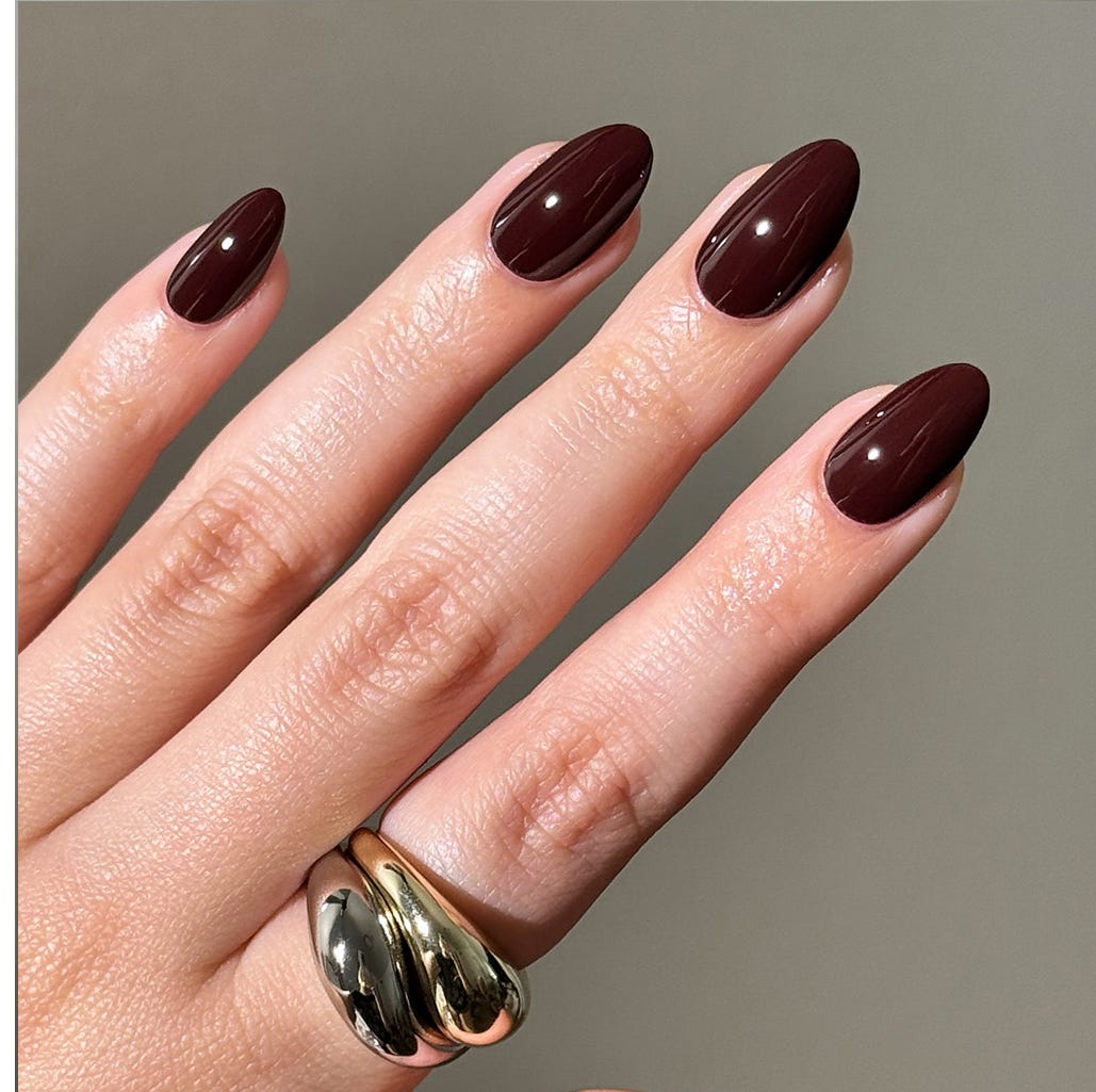 Medium Oval Rich Glossy Maroon, овал Medium Oval Rich Glossy Maroon, овал — Maroon Nails