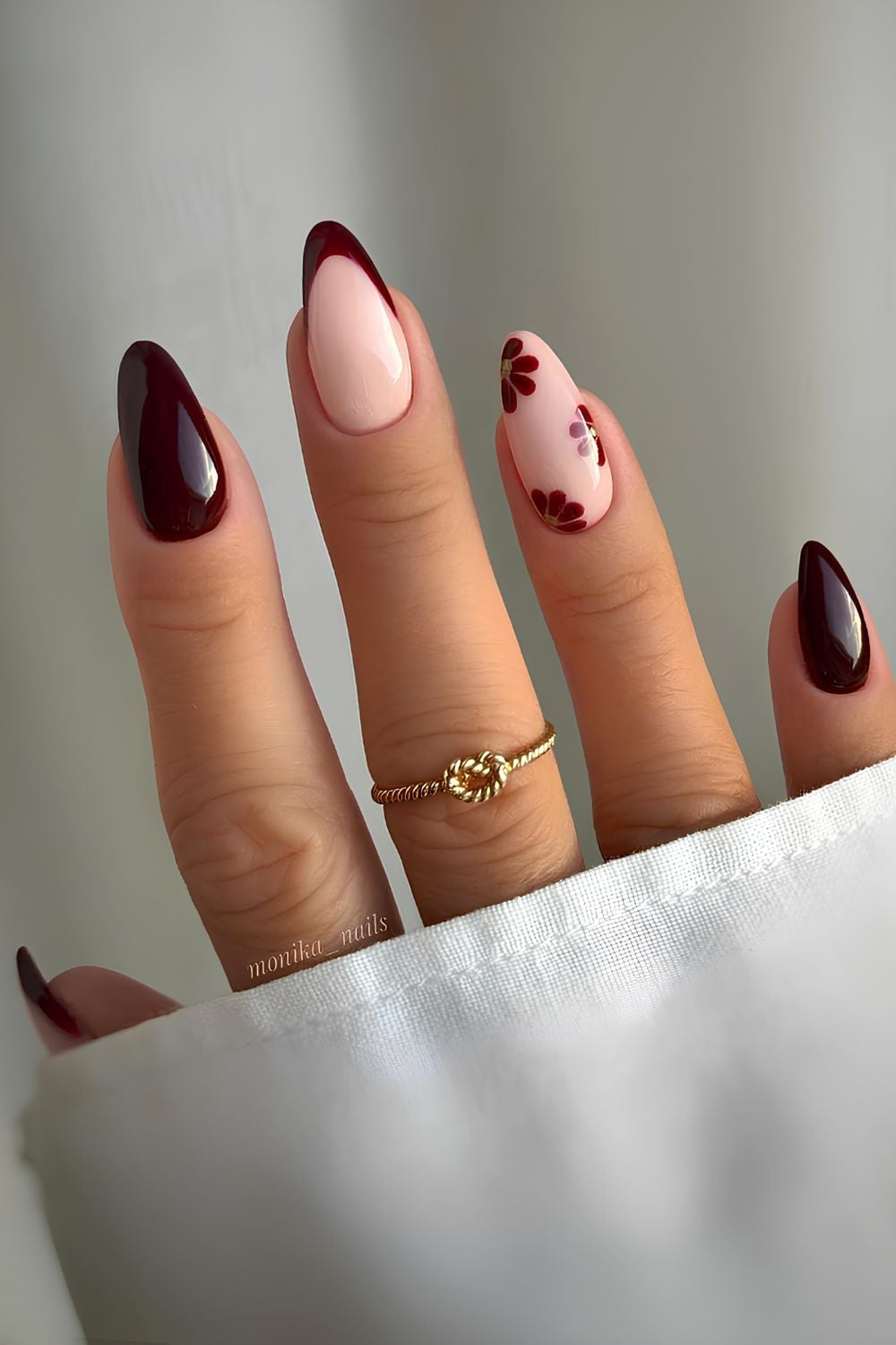 Almond Dark Plum Rhinestone Cuticle Almond Dark Plum Rhinestone Cuticle — Maroon Nails