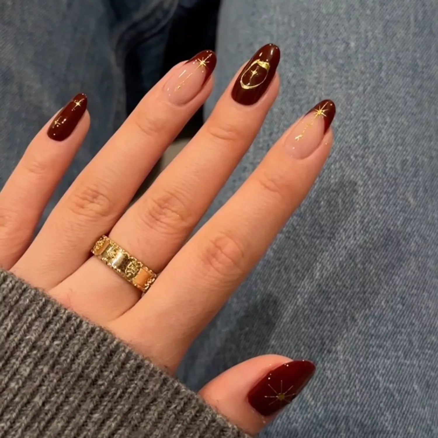 Medium Almond Celestial Gold Art Medium Almond Celestial Gold Art — Maroon Nails