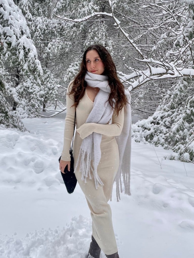 Cream Ribbed Knit Maxi Dress With Light Gray Scarf Cream Ribbed Knit Maxi Dress With Light Gray Scarf — Maxi Dresses Outfit