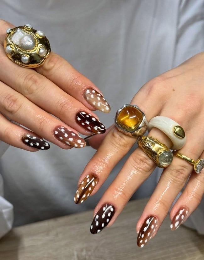 Fawn Print Gradient Glossy Medium Almond Nails Fawn Print Gradient Glossy Medium Almond Nails