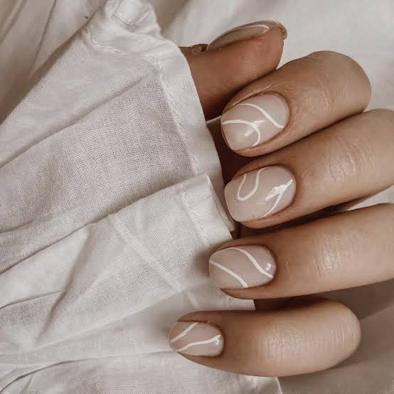 Nude Square Nails With Swirling White Lines Nude Square Nails With Swirling White Lines — Medium Nails