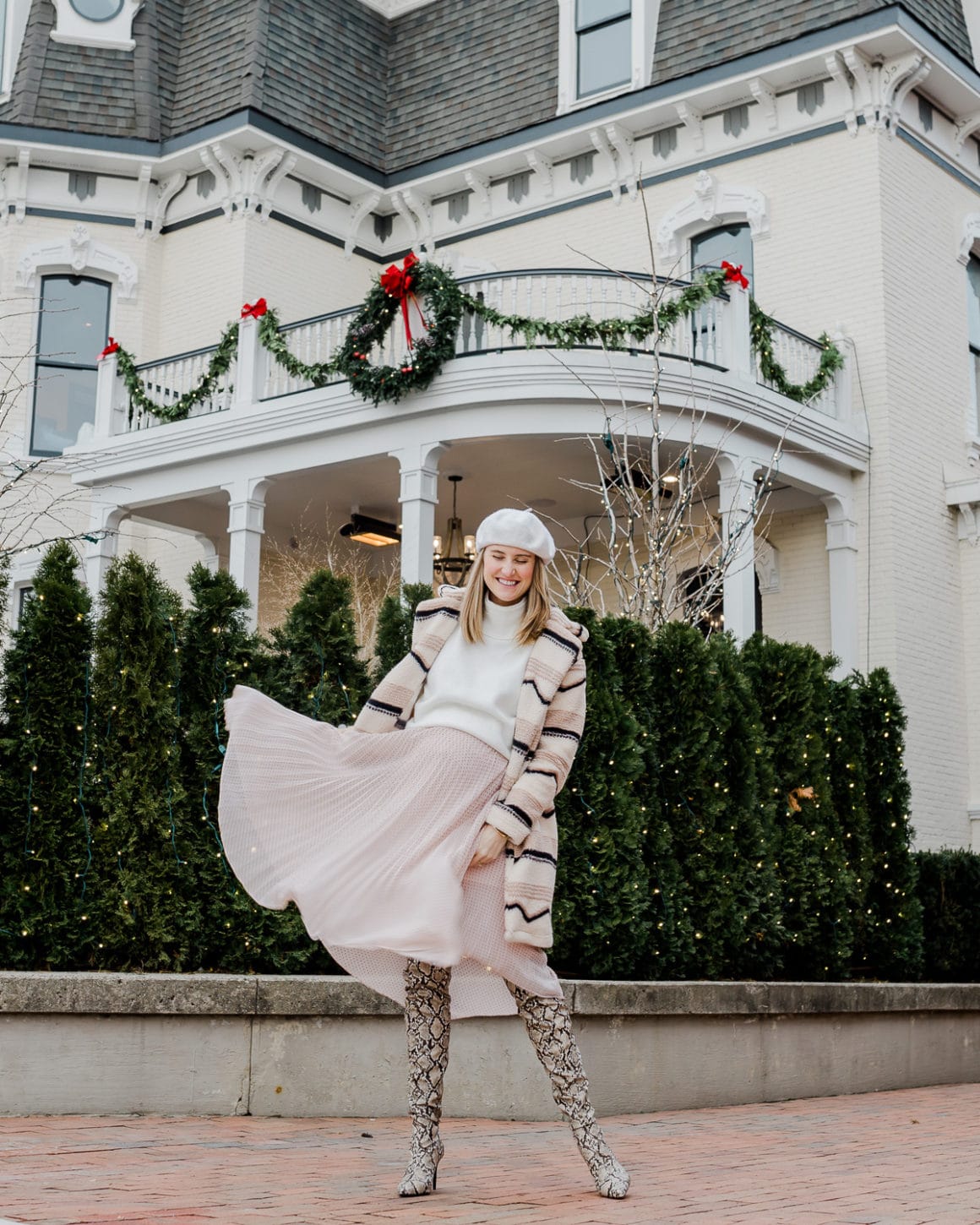 Light pink pleated midi skirt with striped coat Light pink pleated midi skirt with striped coat — Midi Skirt Outfits