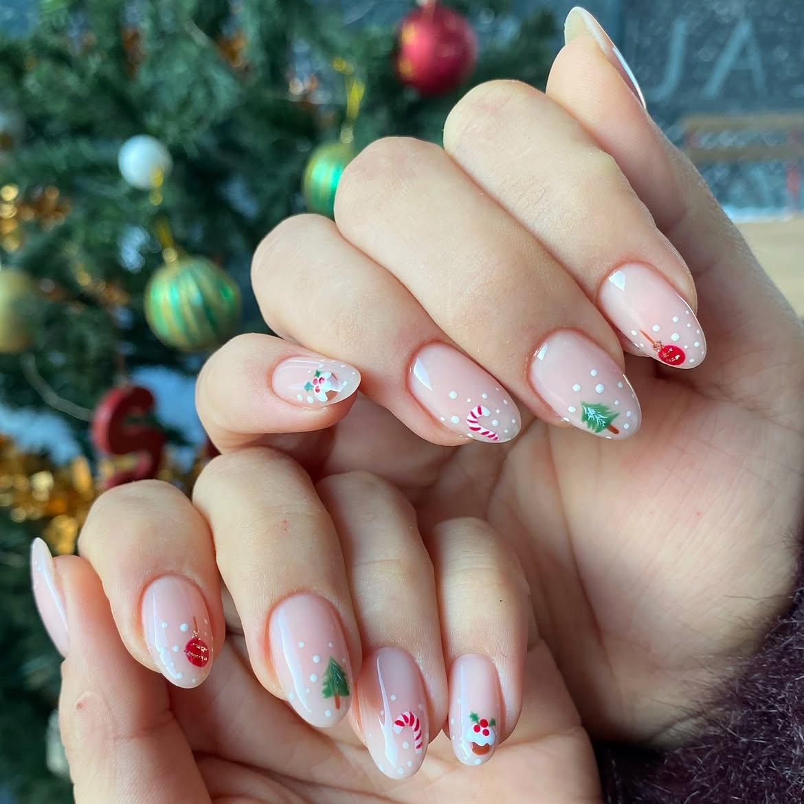 Milky White Snow Globe Christmas Nail Art
