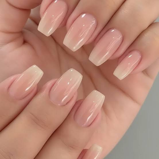 Short Coffin Ombre Sheer Pink To Beige Short Coffin Ombre Sheer Pink To Beige — Minimalist Nails