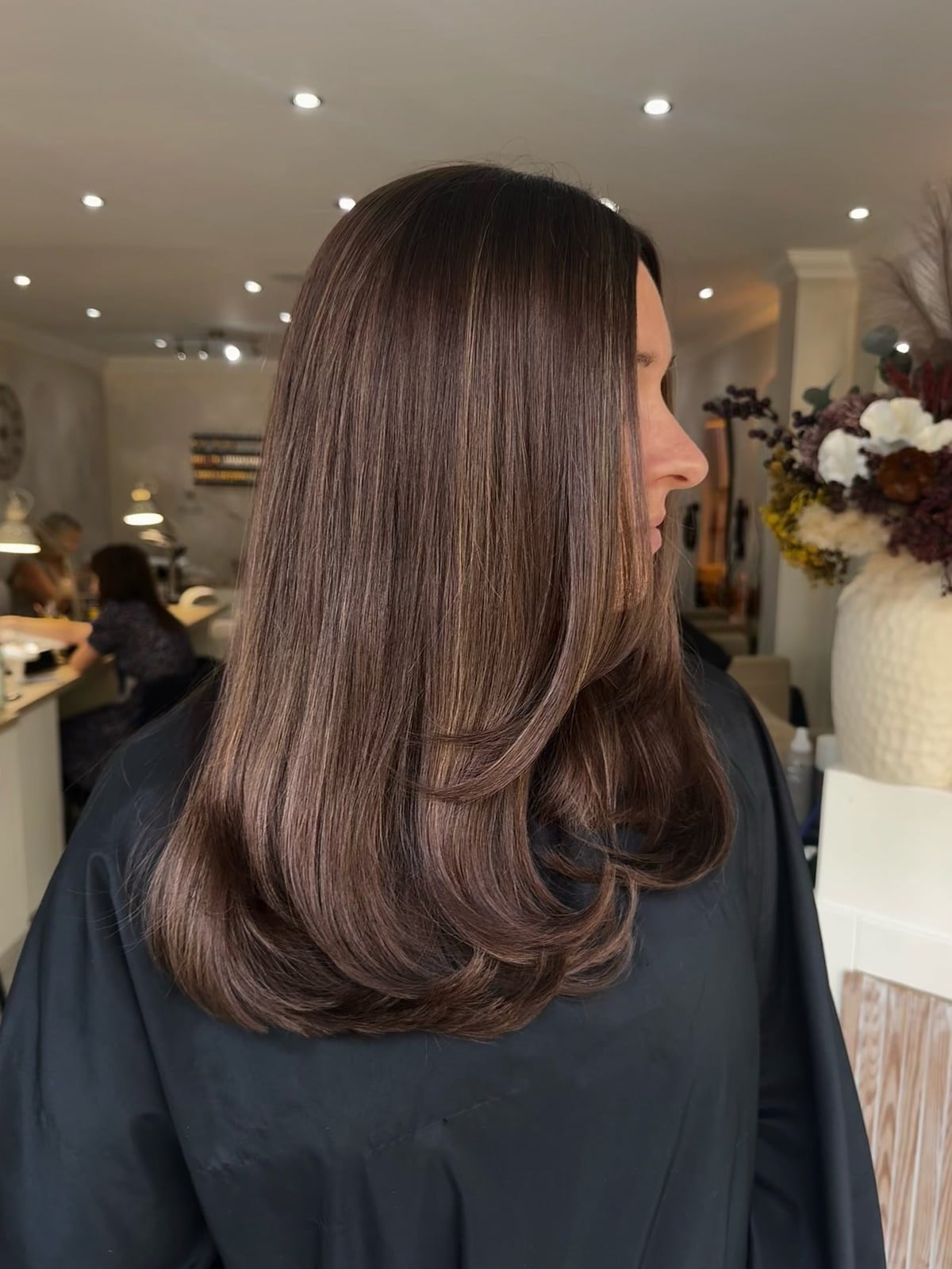 Collarbone Lob Mocha Brown With Subtle Highlights Collarbone Lob Mocha Brown With Subtle Highlights — Mocha Brown Hair