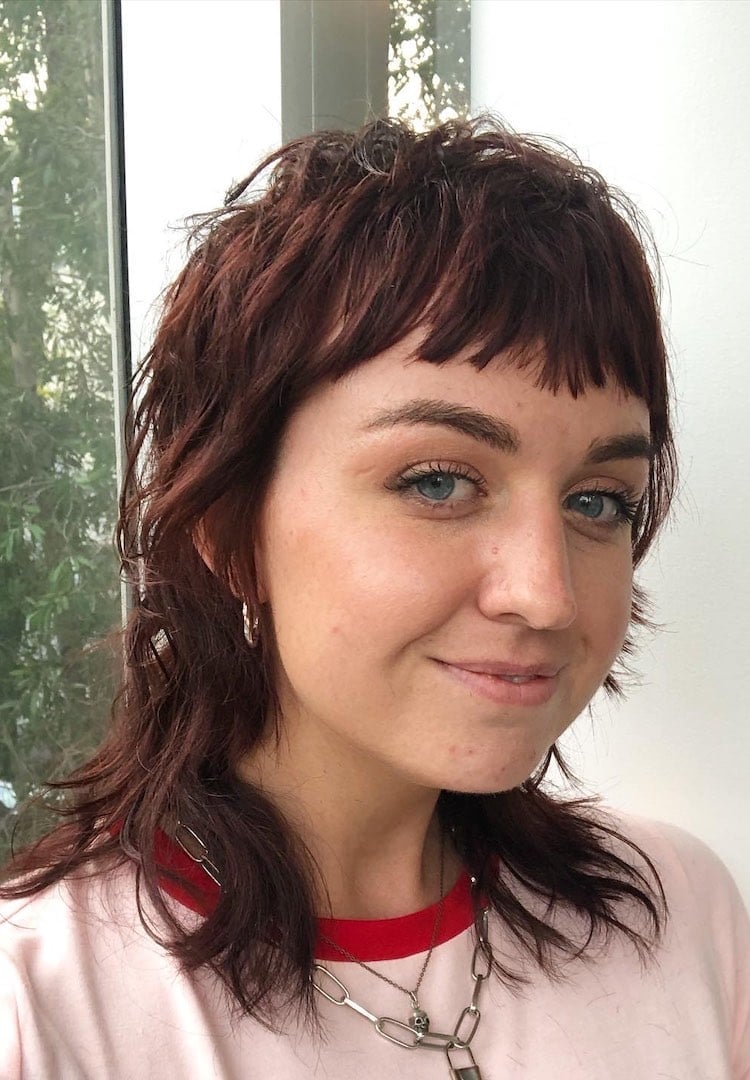 Dark Auburn Collarbone Mullet With Choppy Bangs, Wavy Dark Auburn Collarbone Mullet With Choppy Bangs, Wavy — Mullet Hairstyles