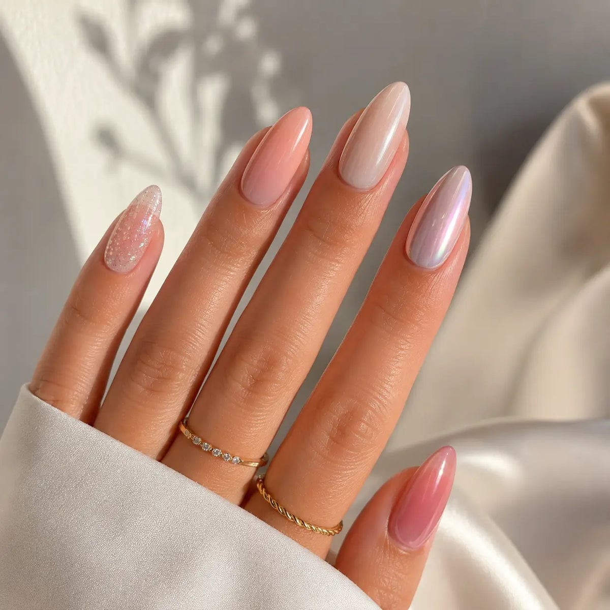 Medium Almond Iridescent Chrome Nails Medium Almond Iridescent Chrome Nails — Nail Shapes