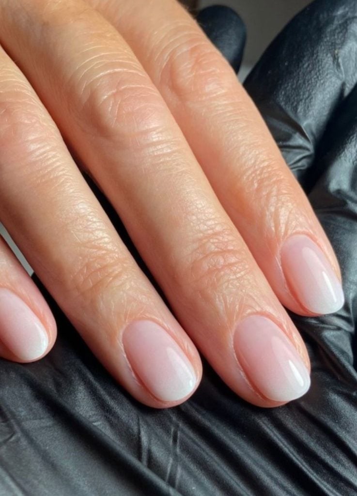 Gradient French Short Oval Nails, овал Gradient French Short Oval Nails, овал — Natural Nails