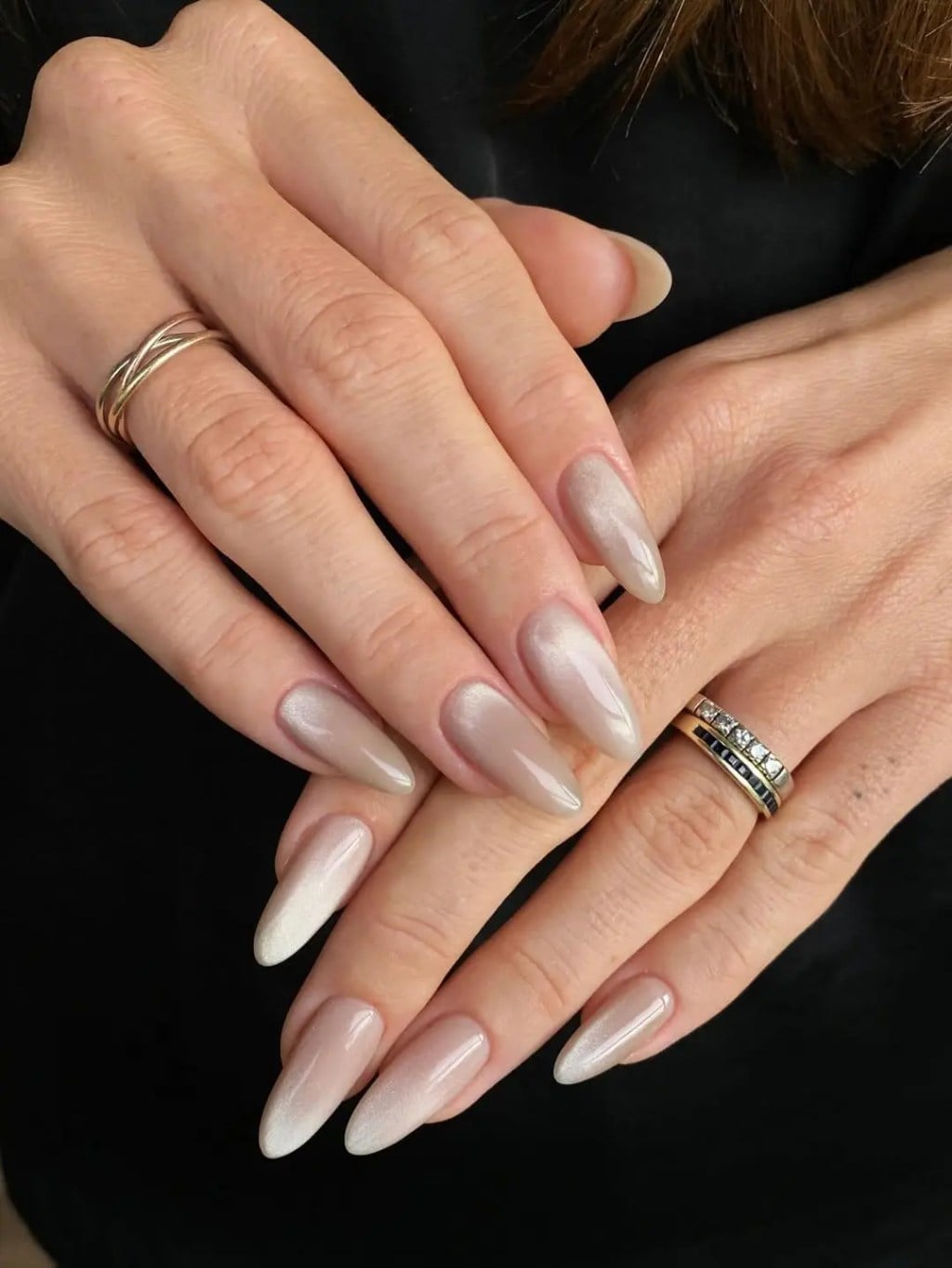 Sheer Nude Cat-Eye Long Stiletto Nails Sheer Nude Cat-Eye Long Stiletto Nails — Natural Nails