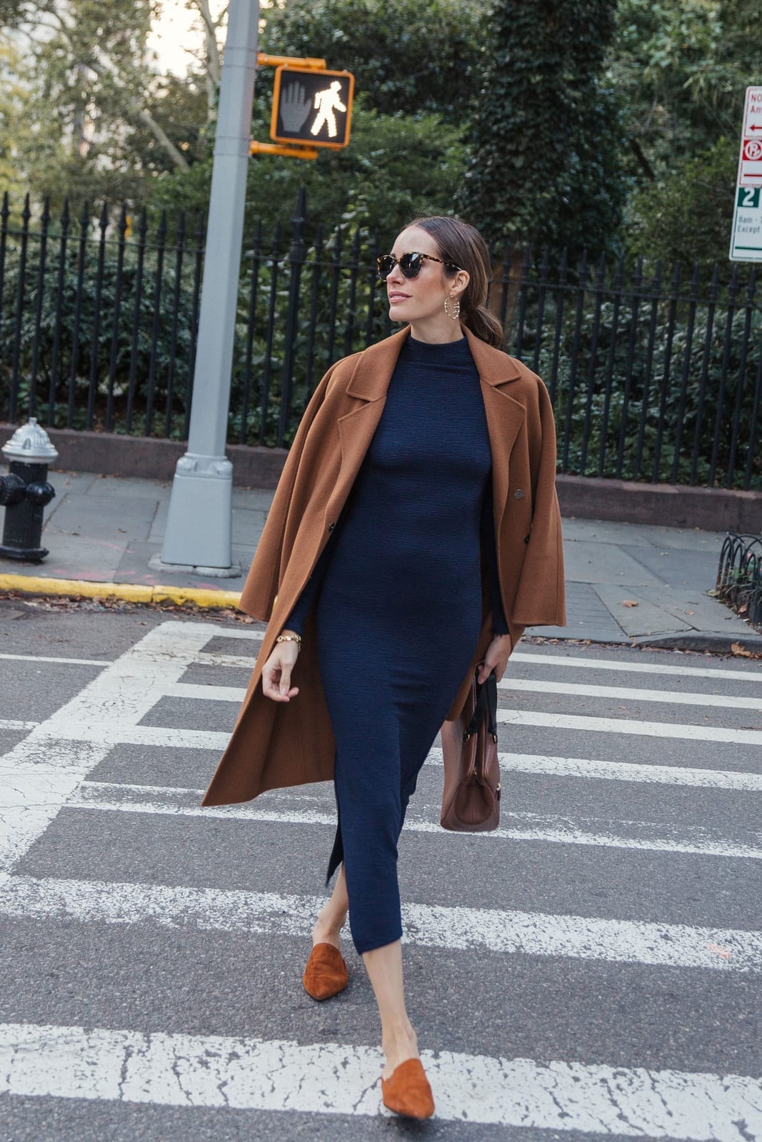 Navy knit dress with camel coat Navy knit dress with camel coat — Navy Outfits