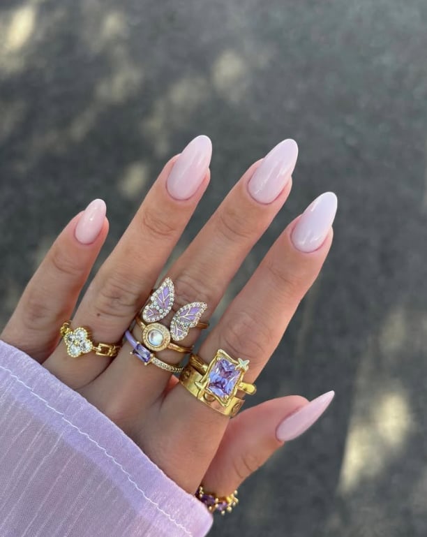Medium Almond Sheer Milky Pink Glossy Nails Medium Almond Sheer Milky Pink Glossy Nails — Neutral Nails