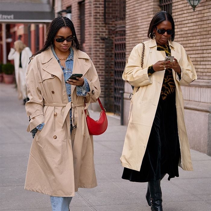 Oversized trench coat with denim and velvet Oversized trench coat with denim and velvet — New York Style