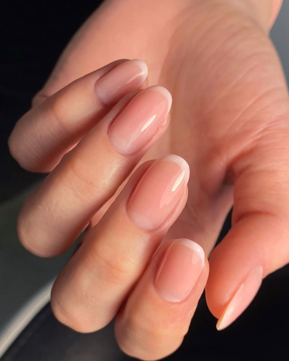 Sheer Nude with Thin White French Tips Sheer Nude with Thin White French Tips — Nude Nails