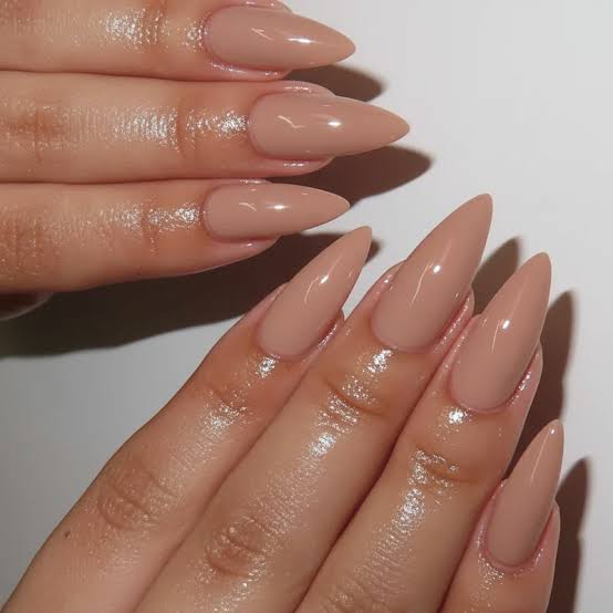 Pearlescent Nude Medium Almond Nails Pearlescent Nude Medium Almond Nails — Nude Nails